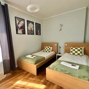 https://warsaw-concierge-koszykowa.warsawhotelspoland.com